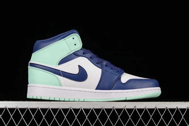 All categories Air Jordan Jordan series basketball shoes Air Jordan 1 Mid Air Jordan AJ1 Mid AJ1 Joe 1 blue white green mid-top basketball shoes 554724-413